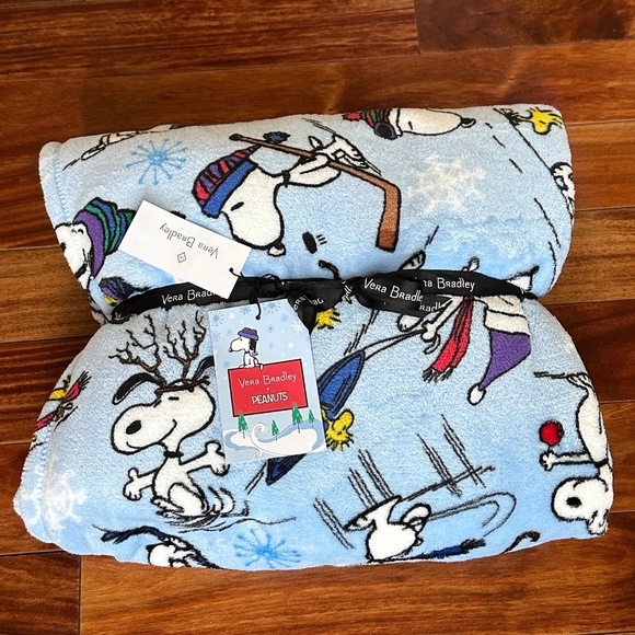 VERA BRADLEY X PEANUTS Other - VERA BRADLEY X PEANUTS SNOOPY FLEECE THROW BLANKET:NWT SKI JUMP SNOOPY